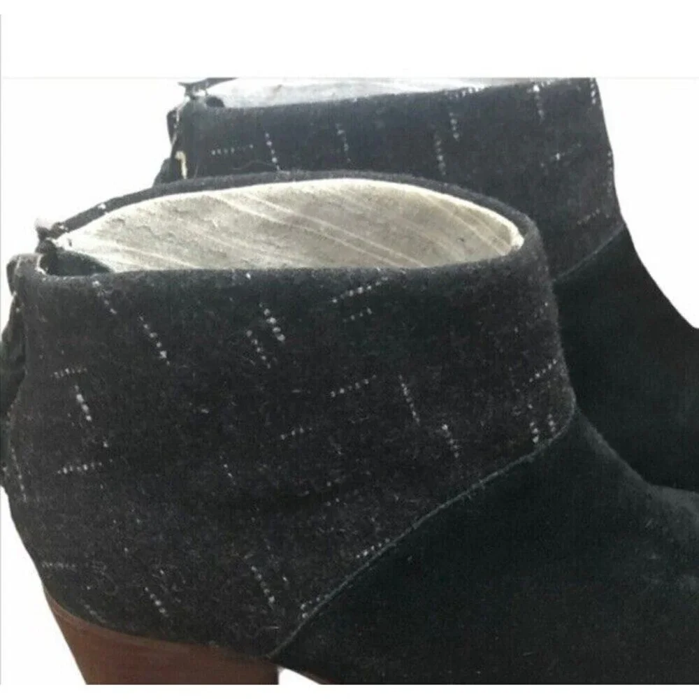 TOMS Leila Black Suede Ankle Boot Women's Shoes Size 6 Pull On Booties Zipper - Picture 7 of 8